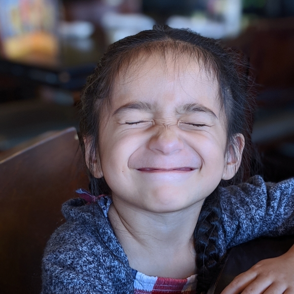 Meet your Posher, Nel - Picture 3 of 7